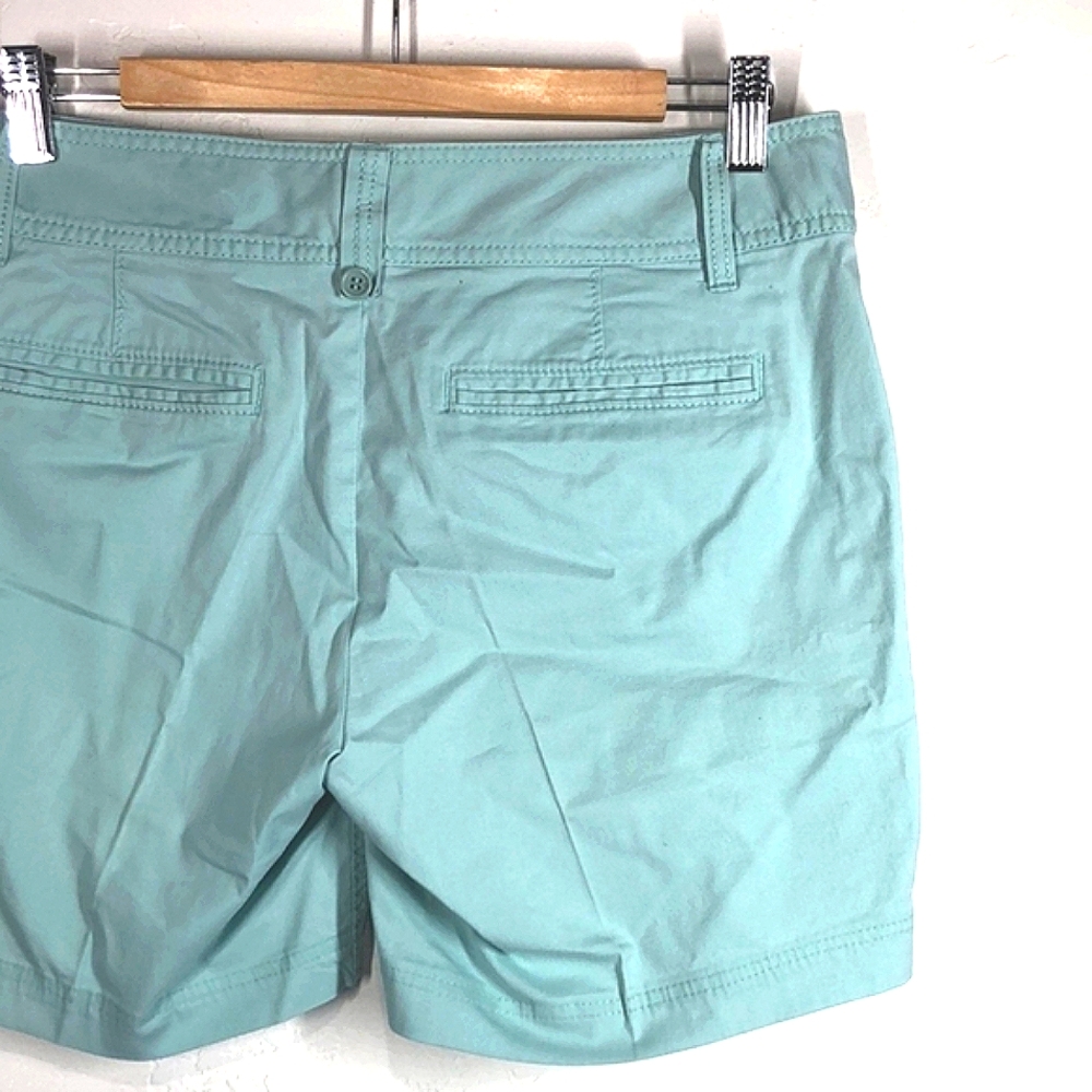Caslon Aqua Shorts, Size 8 - Picture 8 of 10